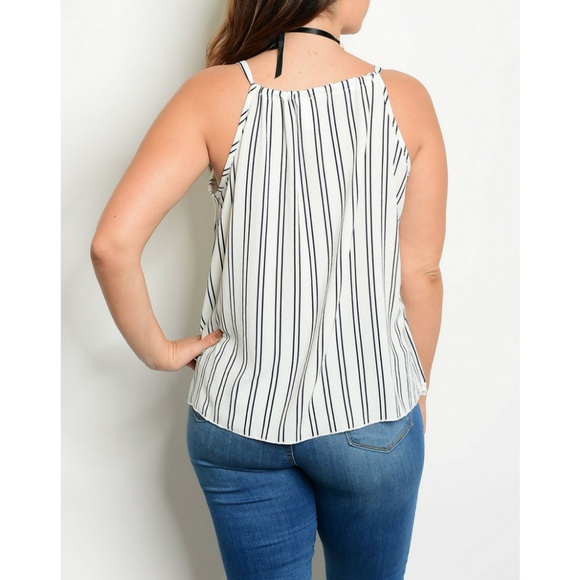 White Navy Plus Size Top {banabee} - Picture 3 of 3